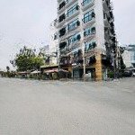 Nhà 5 tầng phân lô khu tđc ngọc thuỵ cạnh khai sơn hill.
ô tô tránh vỉa hè, sẵn nhà 5 tầng cho thuê
