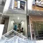 Bán nhà phố lạc trung 6 tầng gara oto thang máy kinh doanh tốt giá 10 tỷ