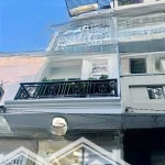 Bán nhà 4 tầng đường xe hơi cạnh phú mỹ hưng giá 7.95 tỷ