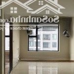 Mình cần bán căn hộ (2pn), (71m2), (bc đông nam), (tầng 2x), (giá: 4 tỷ) tại rose town
