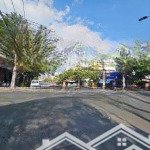 Bán nhà lâm văn bền hxh q7 dt 9x17m tiện xây mới tòa nhà chdv giá nhỉnh 12tỷ. lh 0937577198 em thấm