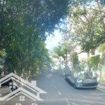 Bán khách sạn 5 tầng 15pn mặt tiền đường lê đại hành , nha trang.