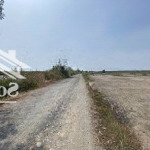 Bán đất mặt tiền đường đê gốc tre - cần giờ ,xã lý nhơn, đường 6m đá xanh giá 1,6 tr/m2
