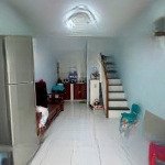 Kẹt tiền bán nhà 2pn sát mặt tiền bành văn trân phường 7 tân bình chỉ hơn 2 tỷ.