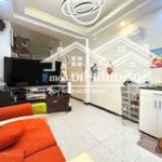 đẹp hiện đại - hxh sát mt - ngay chợ tân định q1 - dt 50m2 ko lộ giới - btct 3tầng nội thất xịn