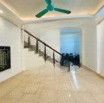 Bán nhà dân xây gia quất,45m,4 ngủ,gần ô tô tránh,5xty