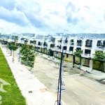Bán biệt thự đẹp xuất sắc tại thăng long central city, 3,4 tỷ, 100m2