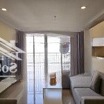 Sunrise city north, 3 phòng ngủ, 2wc, đủ nội thất, có ban công view hồ bơi, 25tr/ tháng