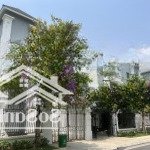 Biệt thự song lập, khu compound - đối diện công viên, giá chỉ 133,5 tr/ m2. số lượng giới hạn