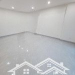 Tây hồ cho thuê sàn văn phòng 30m2 thông sàn, tòa nhà mới xây 2024 đẹp mới giá 5.5tr/tháng