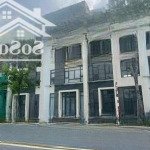 Chính chủ bán shophouse starlake tây hồ tây. lh 0945.289.131