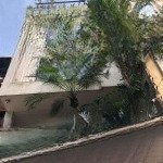 Tòa nhà văn phòng, 90m2x6t, mt 6m, mặt phố ô tô tránh, view hồ, kd dòng tiền quá ổn