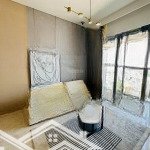 Cho thuê căn hộ 3 phòng ngủ cao cấp tại the marq quận 1 view đẹp, nội thất tinh tế