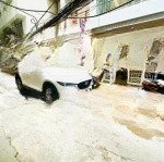 Bán nhà đẹp phùng chí kiên 6 tầng thang máy ô tô vào nhà 45m2 giá chỉ 15.8 tỷ
