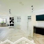 1 phòng ngủ ban công gần etown cộng hòa chỉ tính điện, dịch vụ dọn phòng hằng tuần
