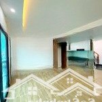 Căn nhà siêu phẩm 6.5 tầng an trai vân canh- 33.5m2- thang máy nhập khẩu, phù hợp đầu tư
