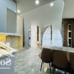 Siêu hiếm mặt phố minh khai, hai bà trưng nhà 7 tầng thangmáy.
-dt:30m2 - mặt tiền trên 6 mét dòn