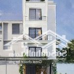 Bán nhà phúc lợi - long biên. sân riêng. 10m ra ô tô tránh, vỉa hè. 37m2 x 5t. lh 0965858116