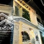 Bán nhà giá hời xóm đất q. 11 diện tích 56,8m2 giá 2 tỷ650 tr 3pn, shr bao sang tên