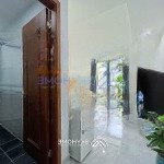 Căn hộ có ban công thoáng quận 10 gần ngã 6 phù đổng,bệnh viện từ dũ,vạn hạnh mall,đại học kinh tế
