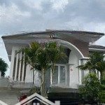Bán nhà mặt phố 600m2, mặt tiền đường phạm hùng , thị xã hòa thành tây ninh