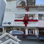 Kẹt tiền bán gấp góc 2 mt lê văn sỹ q3 đoạn sầm uất nhất dt 10x24 - giá đầu tư 70 tỷ, hđt 150tr