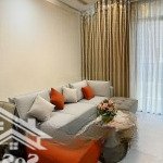 Chính chủ cần cho thuê gấp căn hộ 2 phòng ngủ full nội thất cao cấp. giá chỉ 20triệu/tháng
