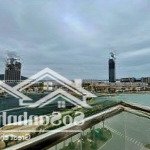 Gia đình chuyển công tác cần bán căn chung cư 3pn 89m2 trung tâm bãi cháy, hạ long