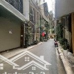 Bán nhà riêng 40m2 giá cực chất đẹp tại cầu giấy, hà nội