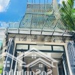 Bán nhà gấp dt 67,5m2 nguyễn đình chiểu p5 quận 3, giá 3 tỷ 900 sổ hồng riêng. lh 0902631003 quỳnh