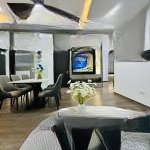 Hót quá căn góc cc vật tư du lịch, dt: 91m2, 3pn-2vs nhà đẹp. giá: 4,795tỷ. full nội thất mới.