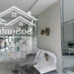 Nhà phố chuyên gia 70m2, chỉ 2,8 tỷ, sở hữu nhà hoàn thiện tại bình dương