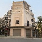 Chính chủ bán căn shophouse góc ngay quảng trường 3,5ha và 9 tòa chung cư