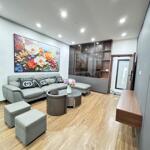 Tập thể tầng 3, 65m2, chưa đến 3 tỷ, căn góc, ban công rộng, gần phố, gần ô tô
