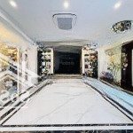 Bán nhà đường nguyễn trãi 50m2 nhà đẹp lô góc ô tô đỗ cửa 10m ra ô tô tránh khu ở sướng 11.5 tỷ