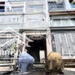 Mới 100%. bán nhà 70m2 huỳnh tấn phát xây 1 trệt 2 lầu, gần cấu phú mỹ. hẻm oto, sổ riêng hoàn công