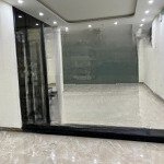 Cho thuê shophoues 6 tầng him lam, hoàn thiện đẹp, thang máy, mặt phố