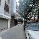 Vừa ở vừa kinh doanh, nhà đẹp lạc long quân, 65m, 7 tầng , thang máy, oto tránh. chỉ 21.5tỷ