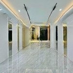 Siêu phẩm đẹp lung linh chỉ 2.32tỷ ở quận 3 lê văn sỹ 52m2