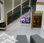Bán nhà 3 tầng mới full nội thất mt nguyễn chích, 83m2 giá 6.x tỷ tl