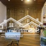 Mặt tiền 8 tầng nở hậu thu nhập 200tr tháng dương bá trạc p2 q8