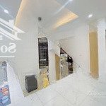 Bán nhà lĩnh nam - nhà mới, cực gần mặt phố, 3 gác đỗ cửa, chủ cực mót bán.