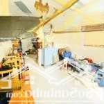 Bán nhà 3 tầng 30.8m (3.8x8), 4pn, hẻm sạch, nhà đúc kiên cố, gần q1, q5, giá tốt