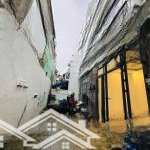 14 tr- 4 phòng ngủ, 3 nhà vệ sinh, sân thượng rộng rãi - lê văn thọ.
