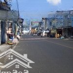 Ngang 4,8m.quận 6. đường hậu giang. 20 tỷ. 102m. 4 tầng.