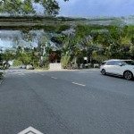 Chính chủ cần bán gấp căn biệt thự ninesouth góc 2 mặt tiền dt 192m2 full nội thất giá 30tỷ tl