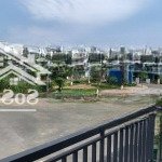 Cho thuê biệt thự song lập đông tăng long, view công viên siêu rộng.