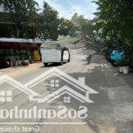 Mặt tiền 12m lạc long quân quận 11, gần uỷ ban dt 92m2 cn đủ, có lề 5m