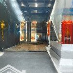 Cho thuê nhà 5 tầng mt trung tam hải châu
giá thuê : ib dt đất 180 m2 x 5 tầng
từ tầng 1 đên
t