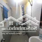 Hiếm nhà khu p/lô víp liễu giai sát phố oto đỗ hai mặt thoáng dt 60,7m2 mt 3,61m ngõ 3m
